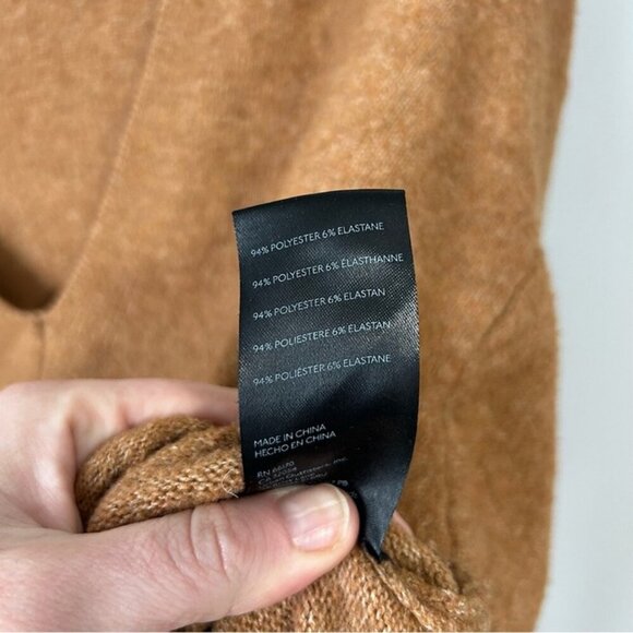 Urban Outfitters BDG Tan Valeria Cropped V-Neck Sweater Women’s Size Large - Picture 4 of 6